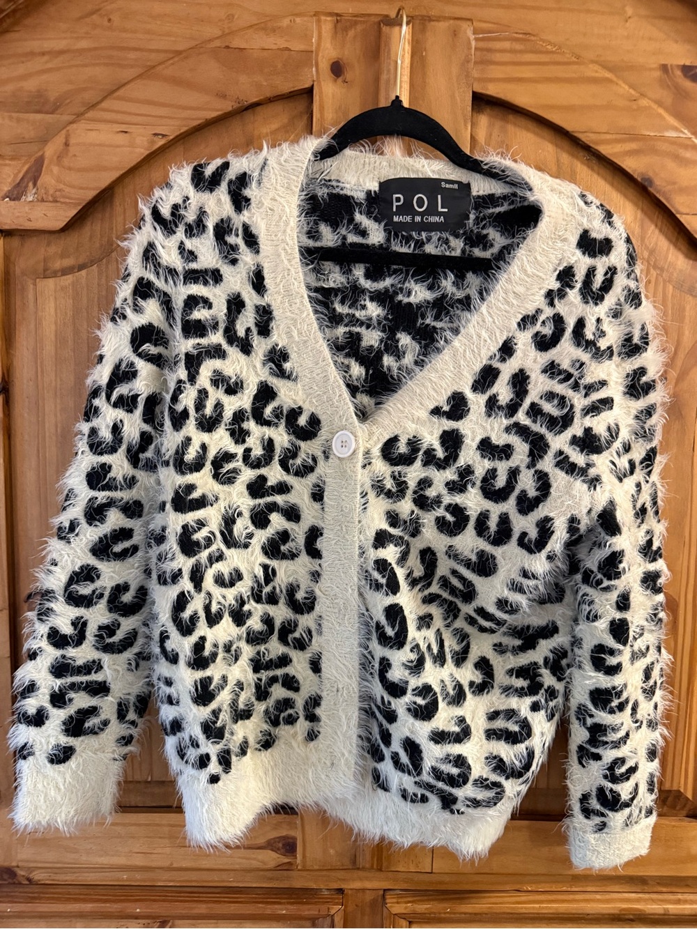 POL Fuzzy Leopard Print V-Neck Cardigan - Ivory & Black